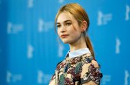 'Cinderella' Photocall - 65th Berlinale International Film Festival - Source: Getty